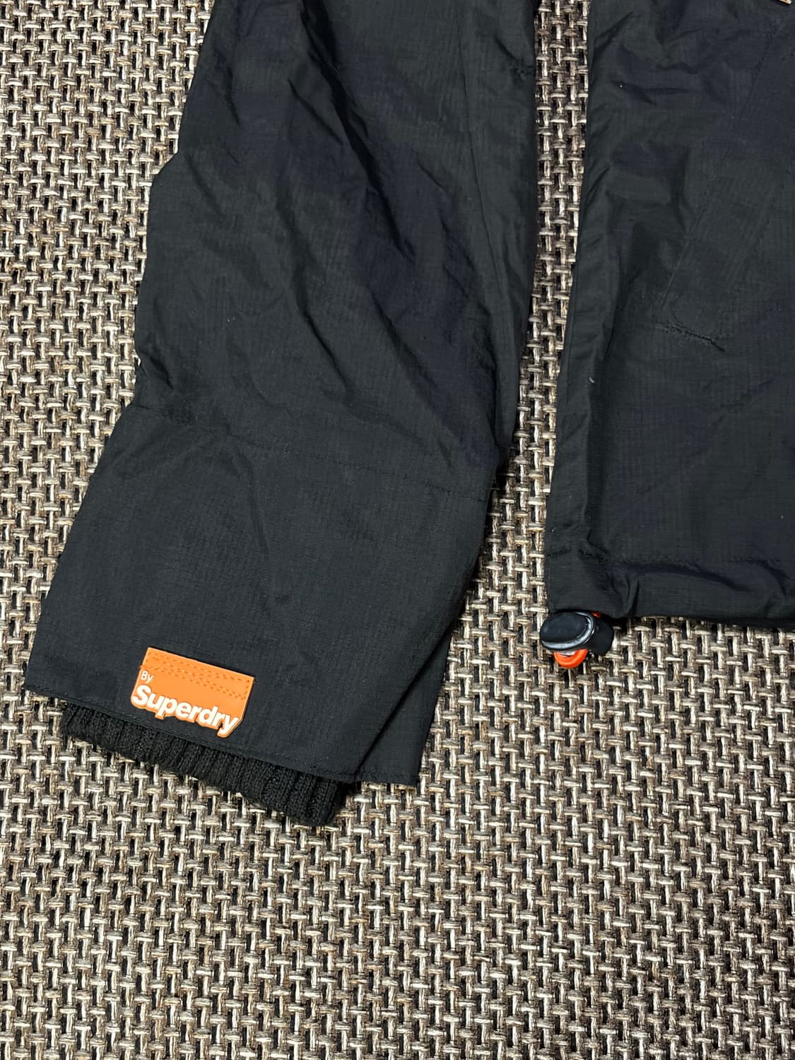 슈퍼드라이 더블 블랙라벨 바람막이 자켓(매장판) 상품이미지4