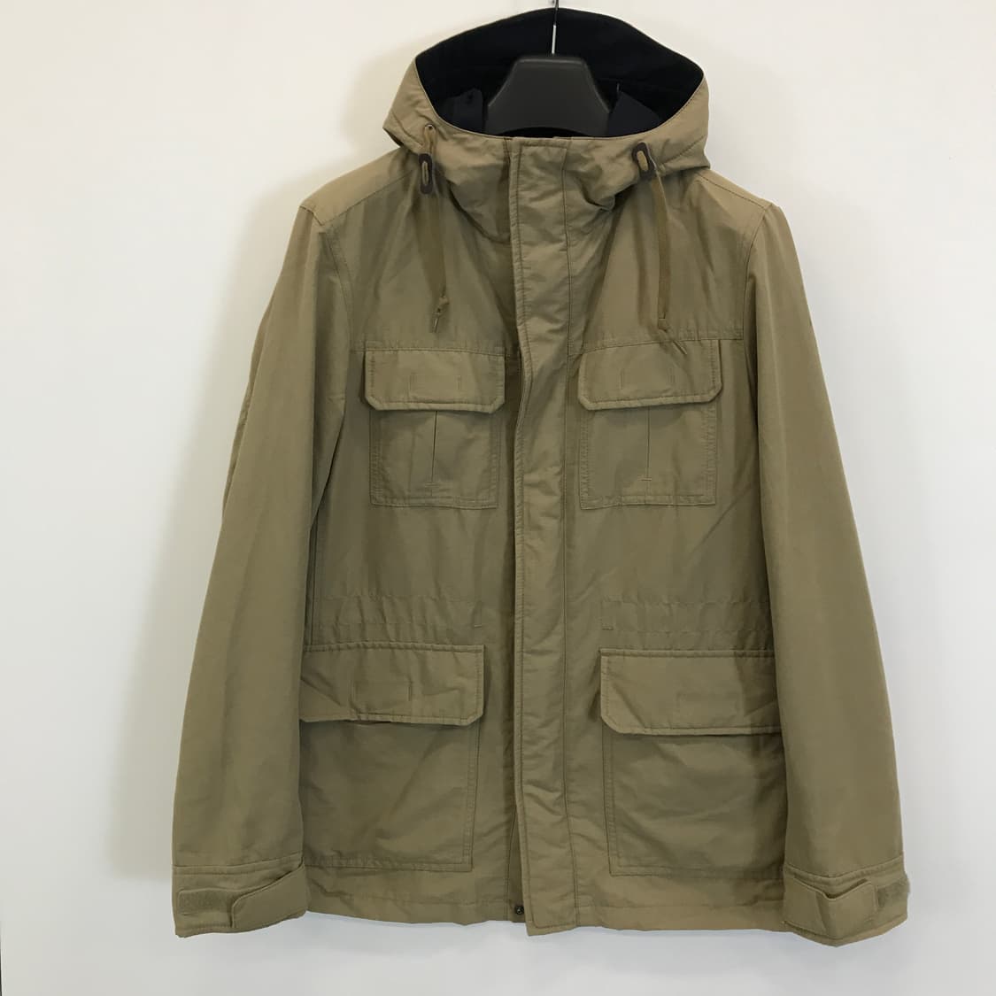 유니클로 마운틴파카 베이지 [M] 상품이미지1