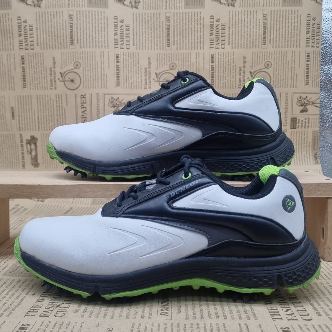 던롭 골프화 남성 스파이크리스250 상품이미지1
