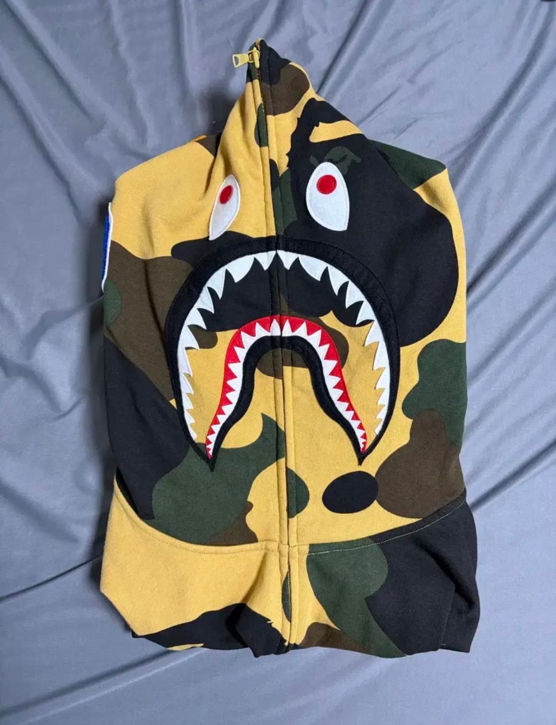 베이프 자이언트 카모 샤크후드 황계 XL 상품이미지1