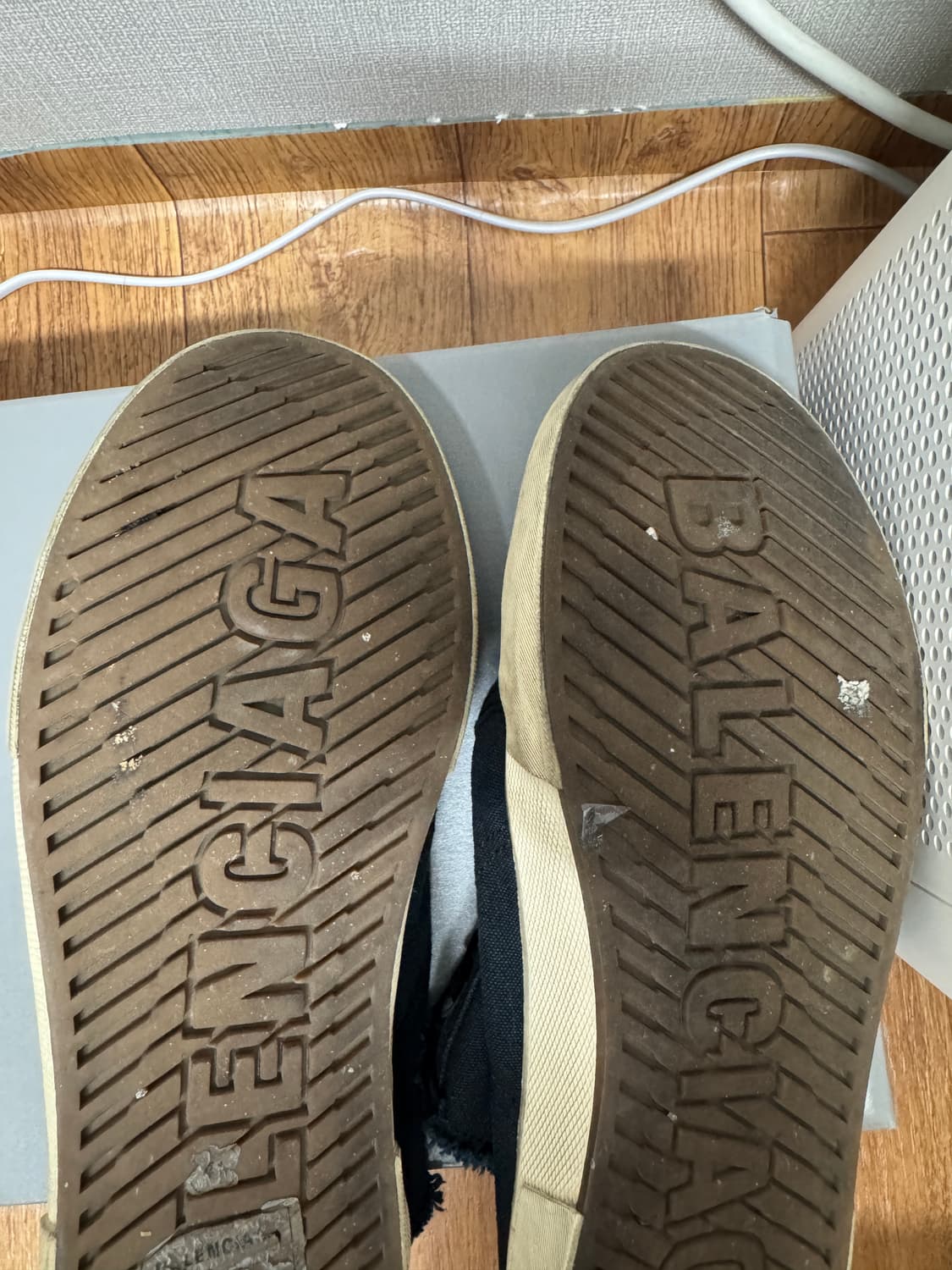 발렌시아가 파리 뮬 블랙 41사이즈 상품이미지6