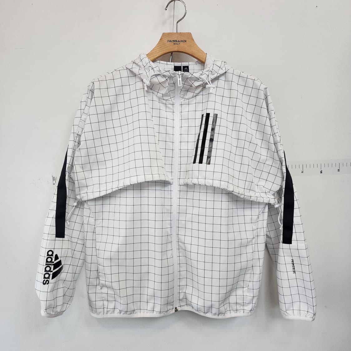 아디다스 화이트 체크 바람막이 후드 자켓 상품이미지1