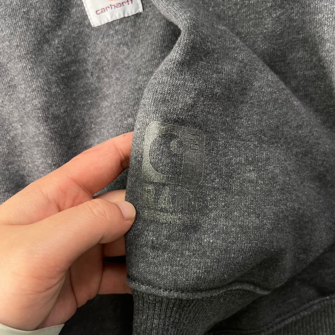 100 칼하트 wip 다크그레이 후드티 상품이미지4