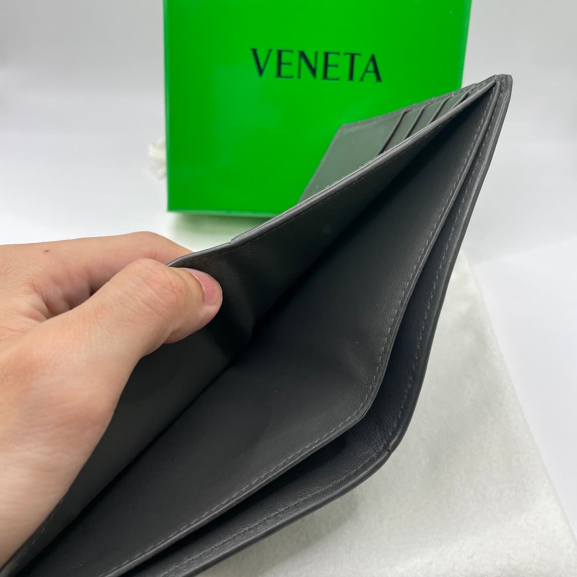 보테가베네타 인트레치아토 반지갑 그레이 상품이미지6