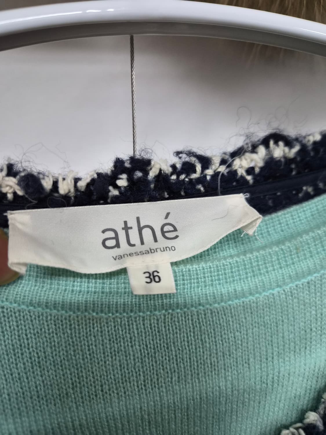 아떼바네사브루노 알파카 헤어리 니트 아우터 상품이미지3