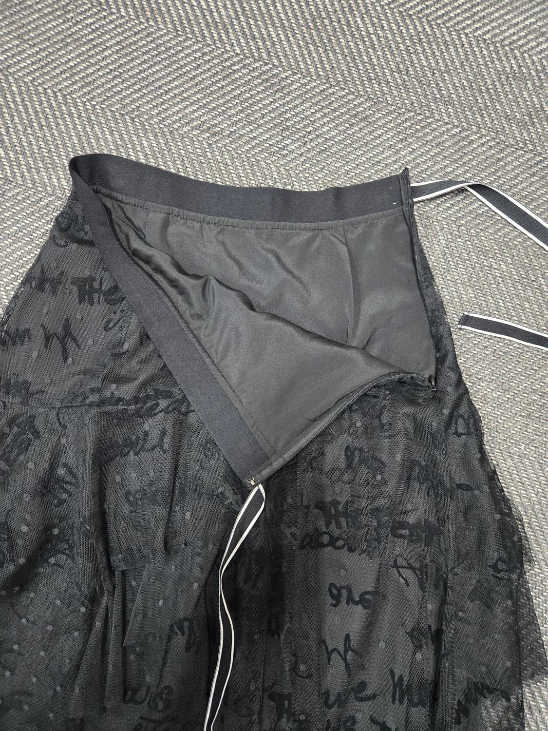 에고이스트 블랙 망사 스커트 상품이미지6