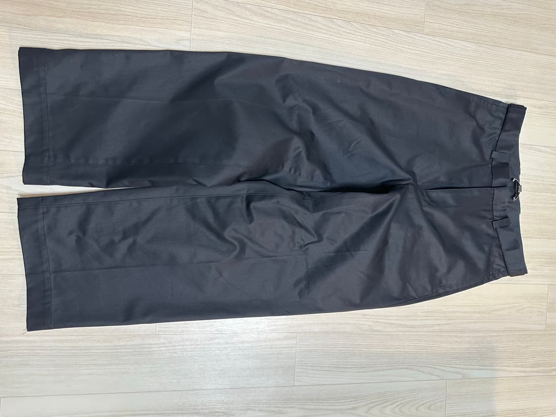 cos 블랙 바지 상품이미지1