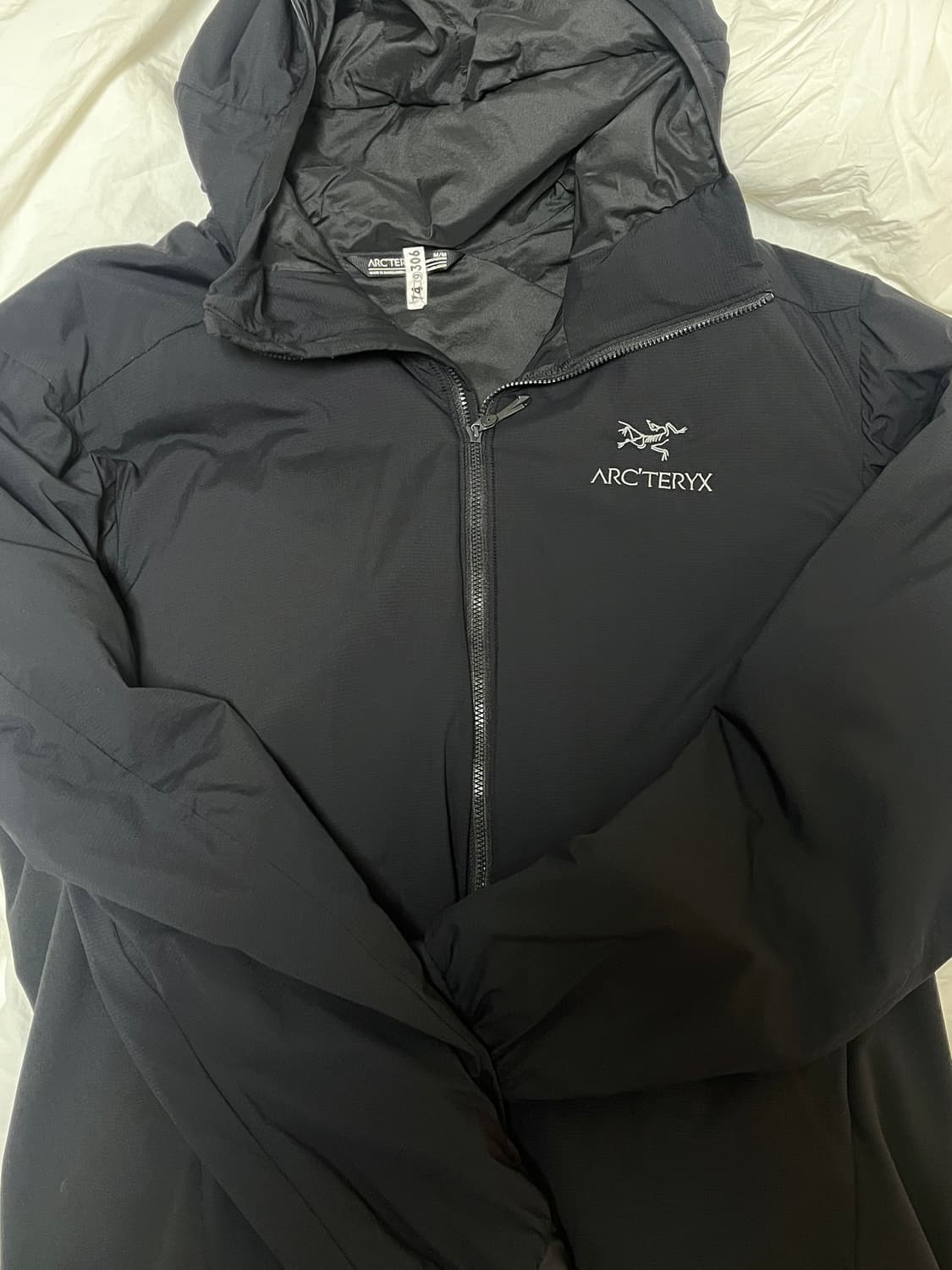 아크테릭스 아톰 LT 후디 블랙 상품이미지1