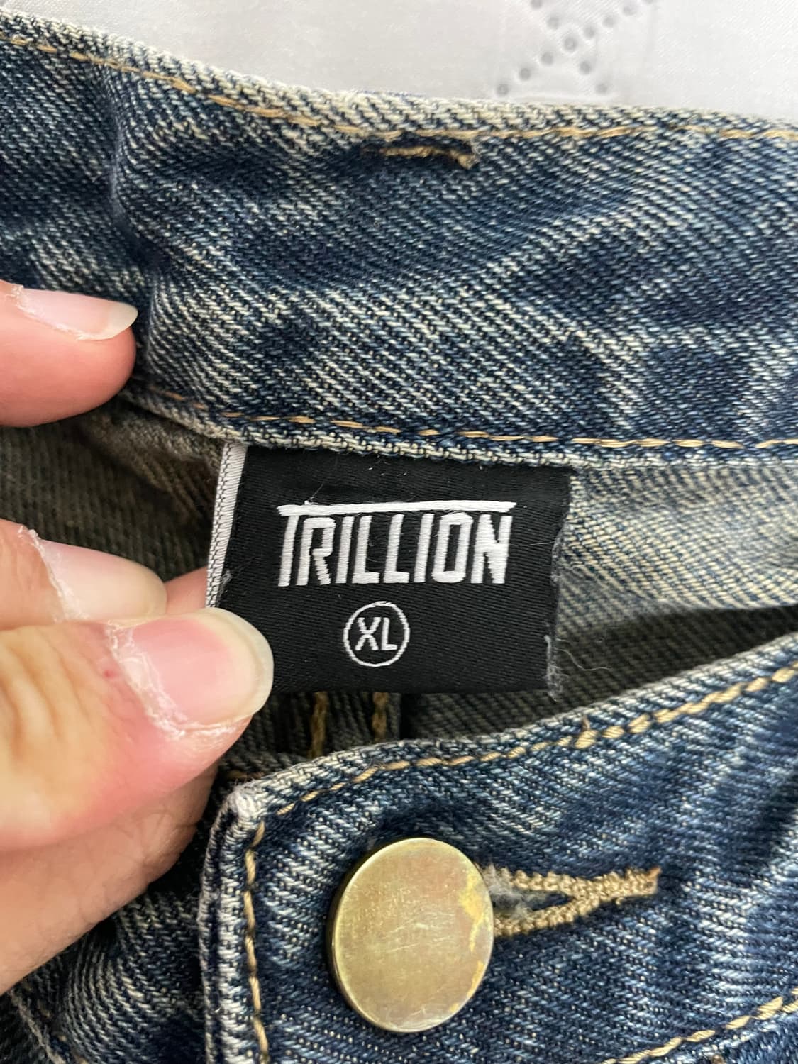 트릴리온 스타 아플리케 데미지 워싱 데님 쇼츠 상품이미지2