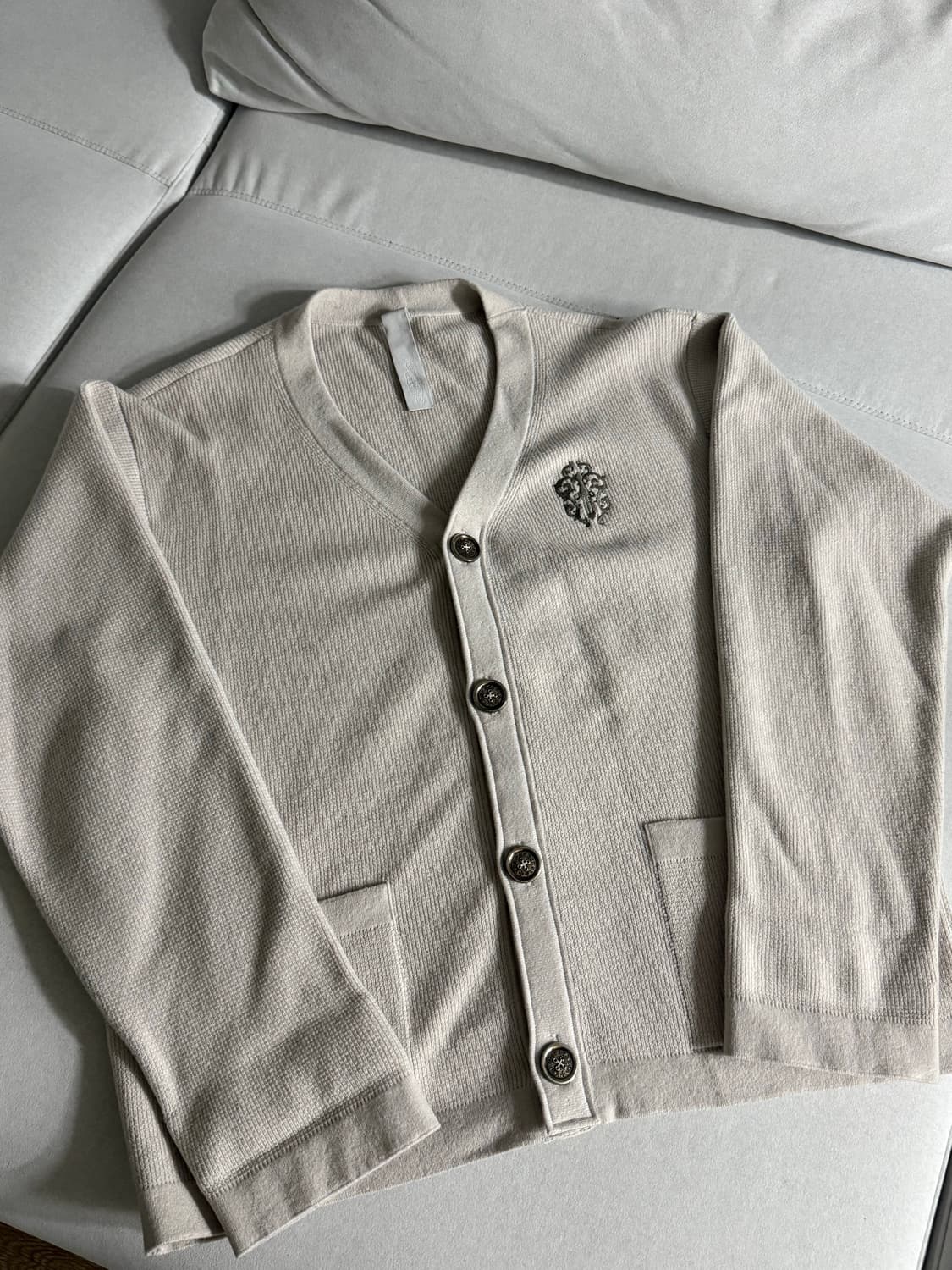 [L] 크롬하츠 캐시미어 바인대거 가디건 상품이미지1