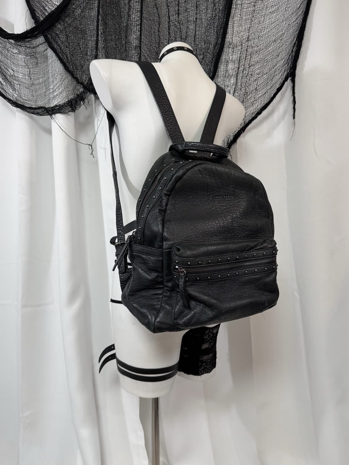anne klein stud back pack 상품이미지1