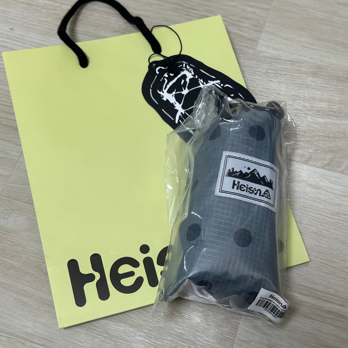 하이산 도트 백팩 차콜 미개봉 상품이미지1