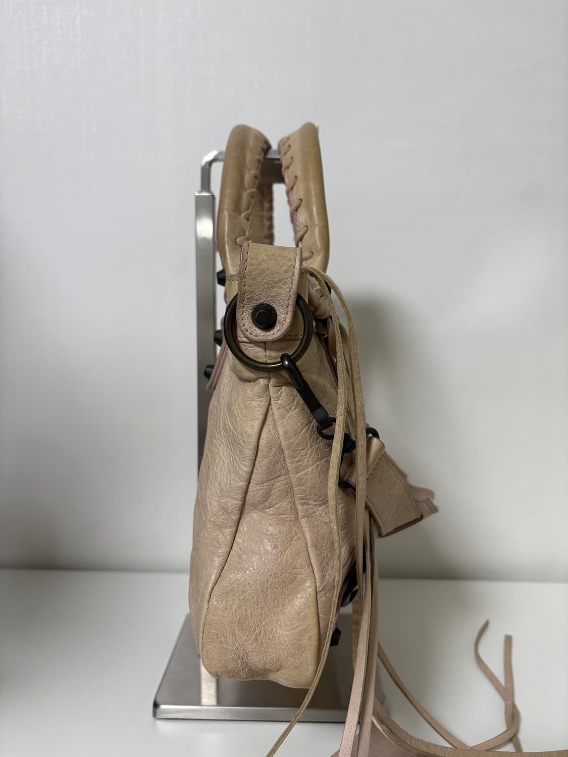 발렌시아가 퍼스트 모터백 베이지 상품이미지3