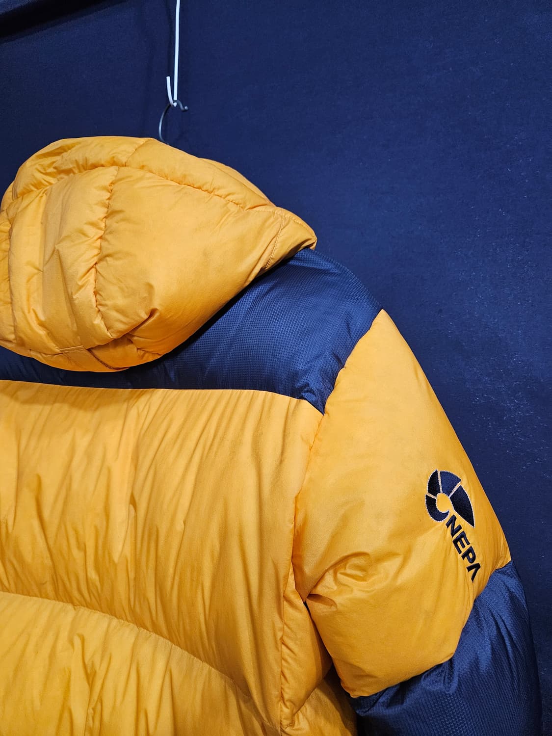 네파 750필 익스트림 옐로우투톤 남성 100 구스다운 패딩  상품이미지9