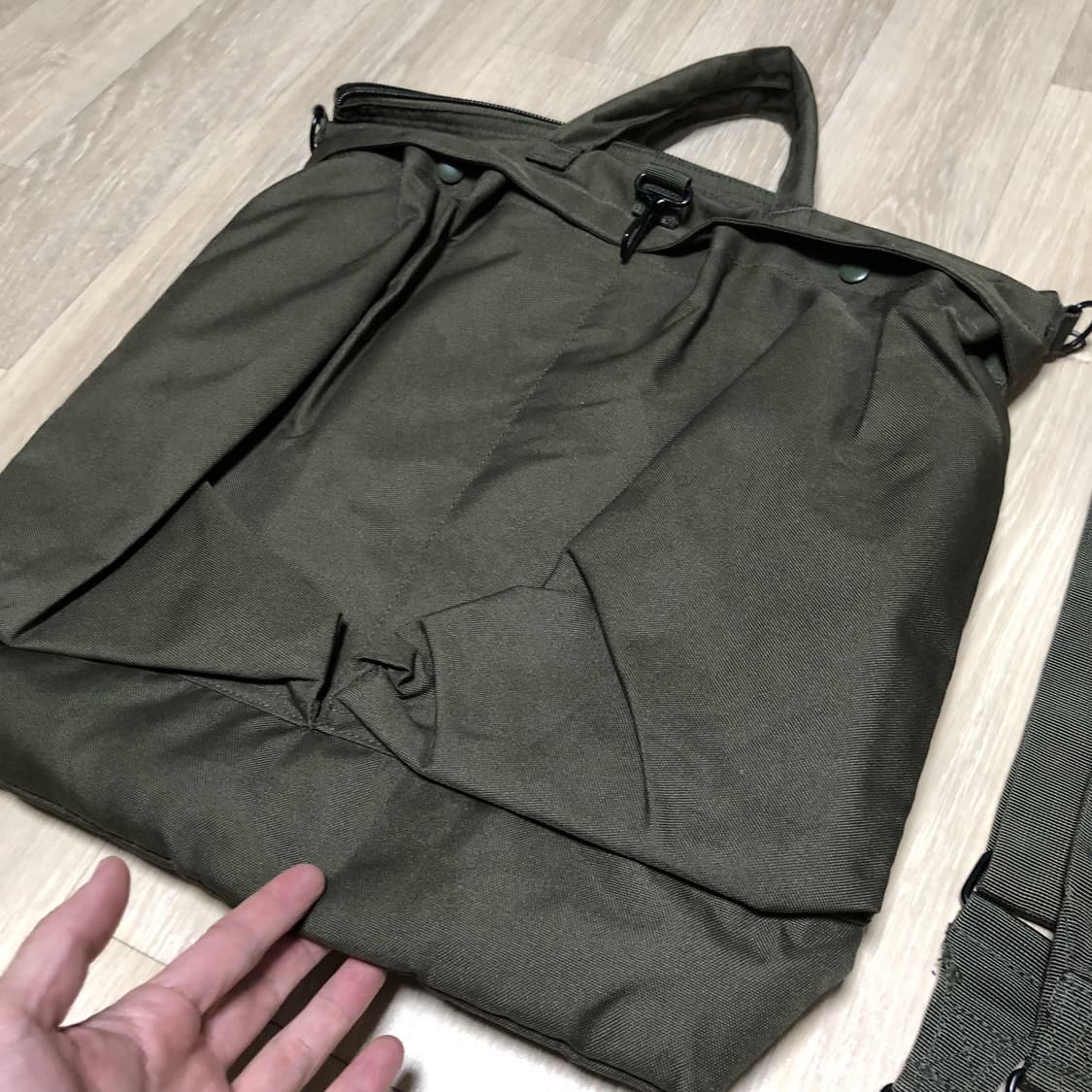 (ONE SIZE) YMCL KY 헬멧백 올리브 Helmet Bag 상품이미지3