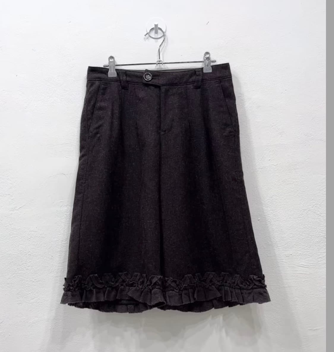 브라운 골덴 프릴 버뮤다 팬츠 상품이미지1