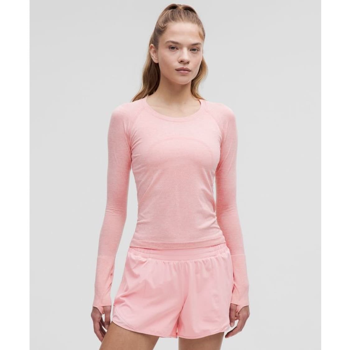 룰루레몬 스위프틀리 테크 롱슬리브 핑크 상품이미지5