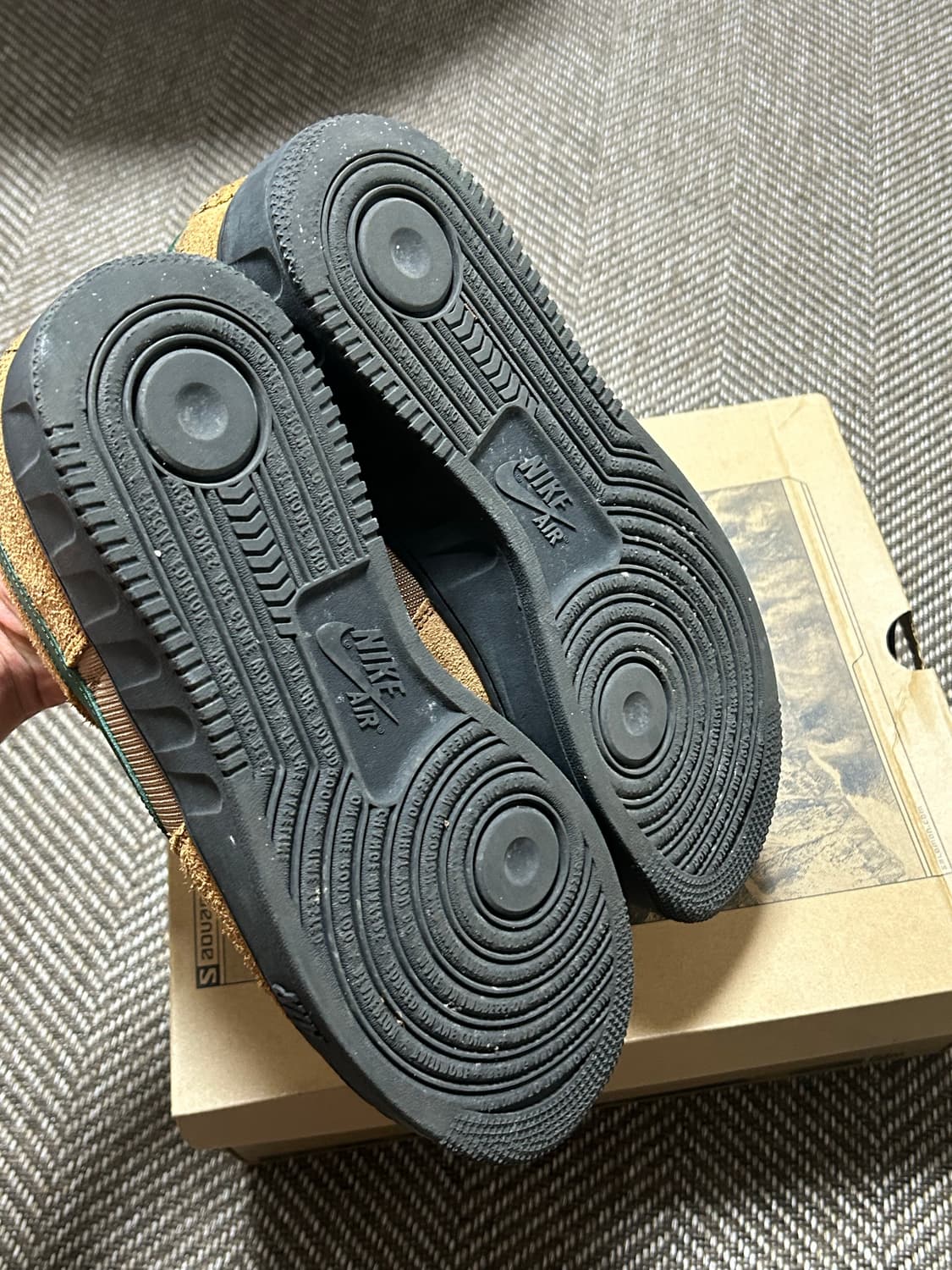 나이키 에어포스 1 로우 유니티 라이트 브리티시 탄 상품이미지5