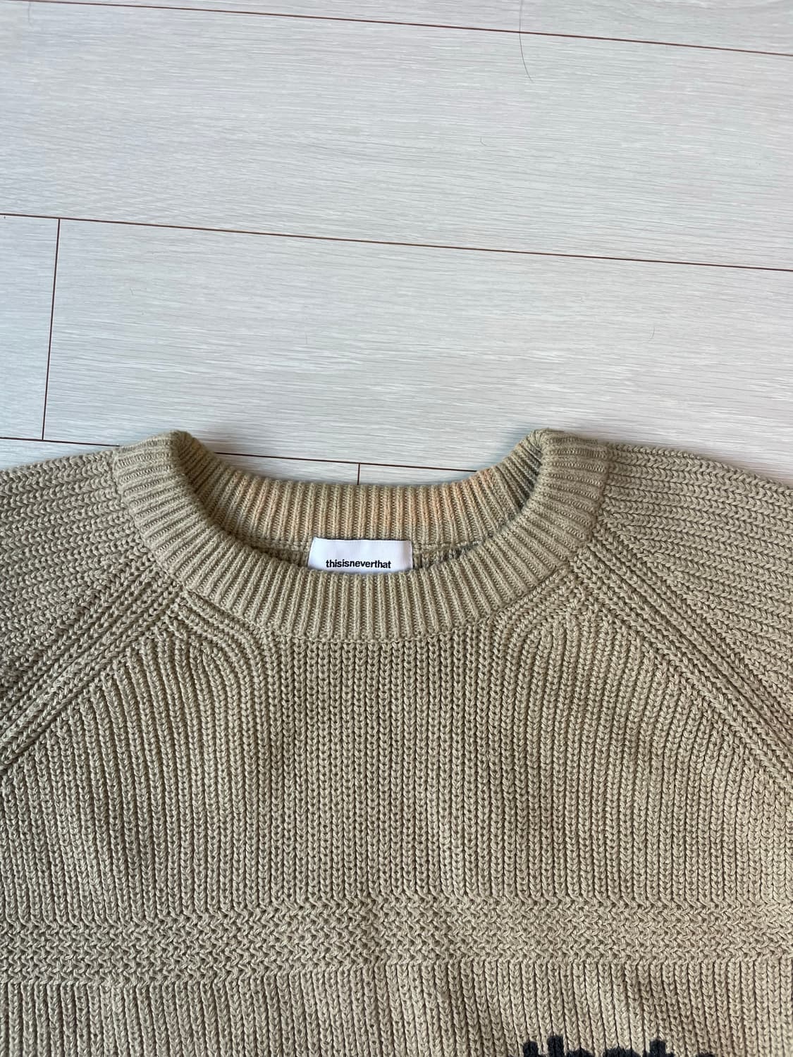 디스이즈네버댓 로고 니트 상품이미지3