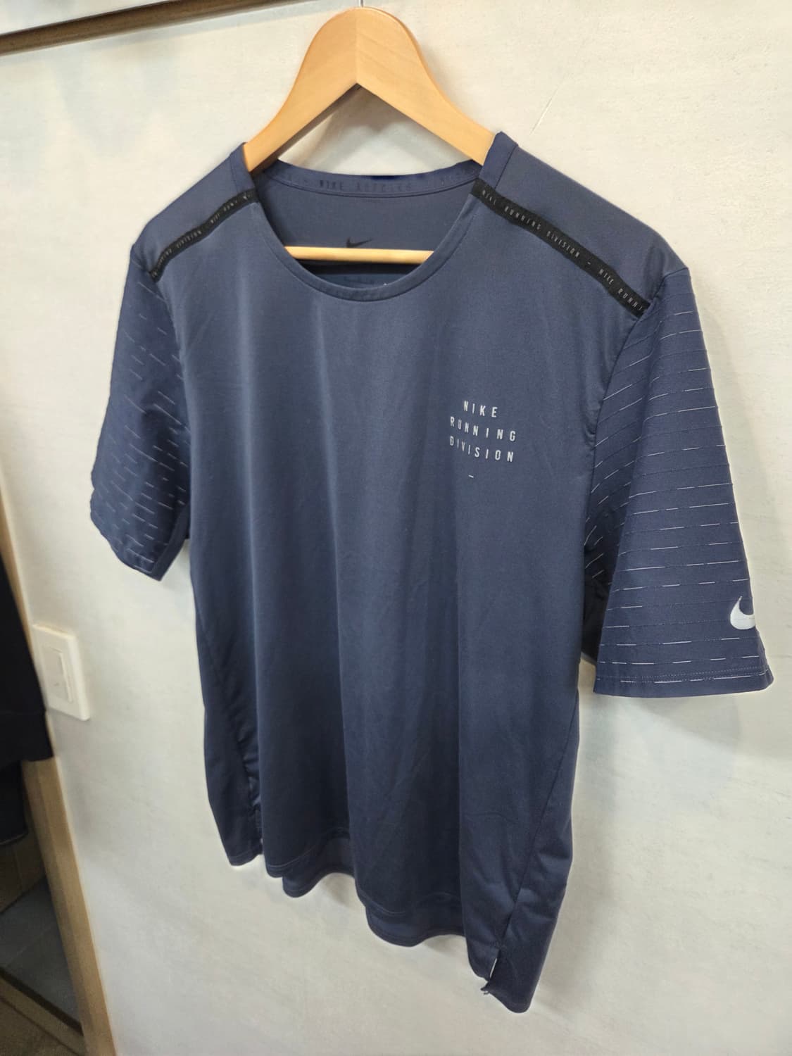나이키 드라이핏 디비전 라이즈 365 러닝 기능성 반팔 xl 상품이미지6