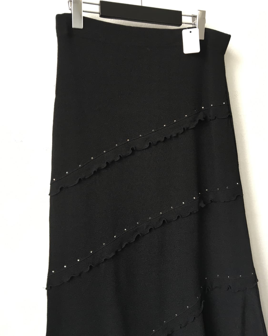 Cubic line point long skirt 상품이미지2