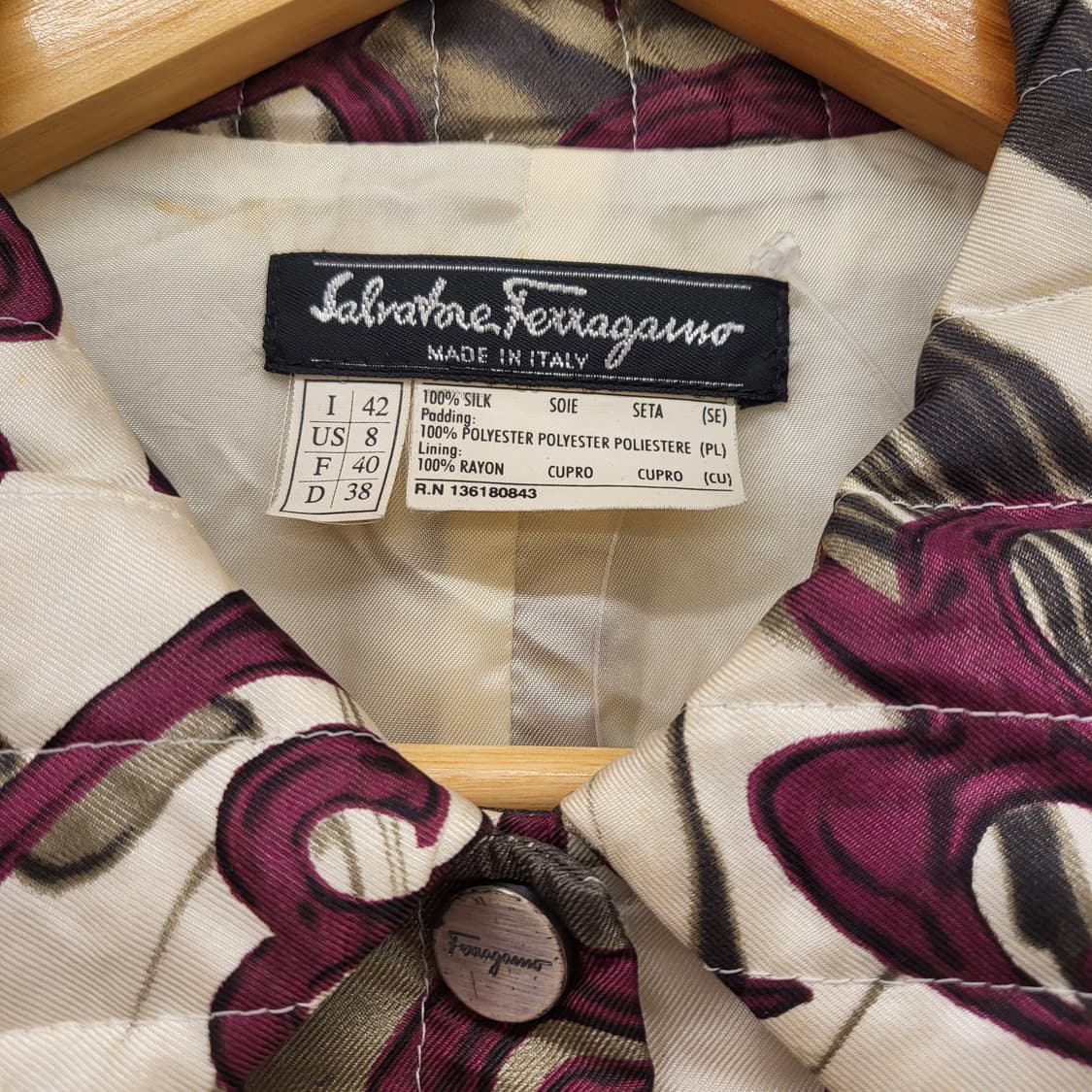 페라가모 패턴 퀄팅 자켓 상품이미지3