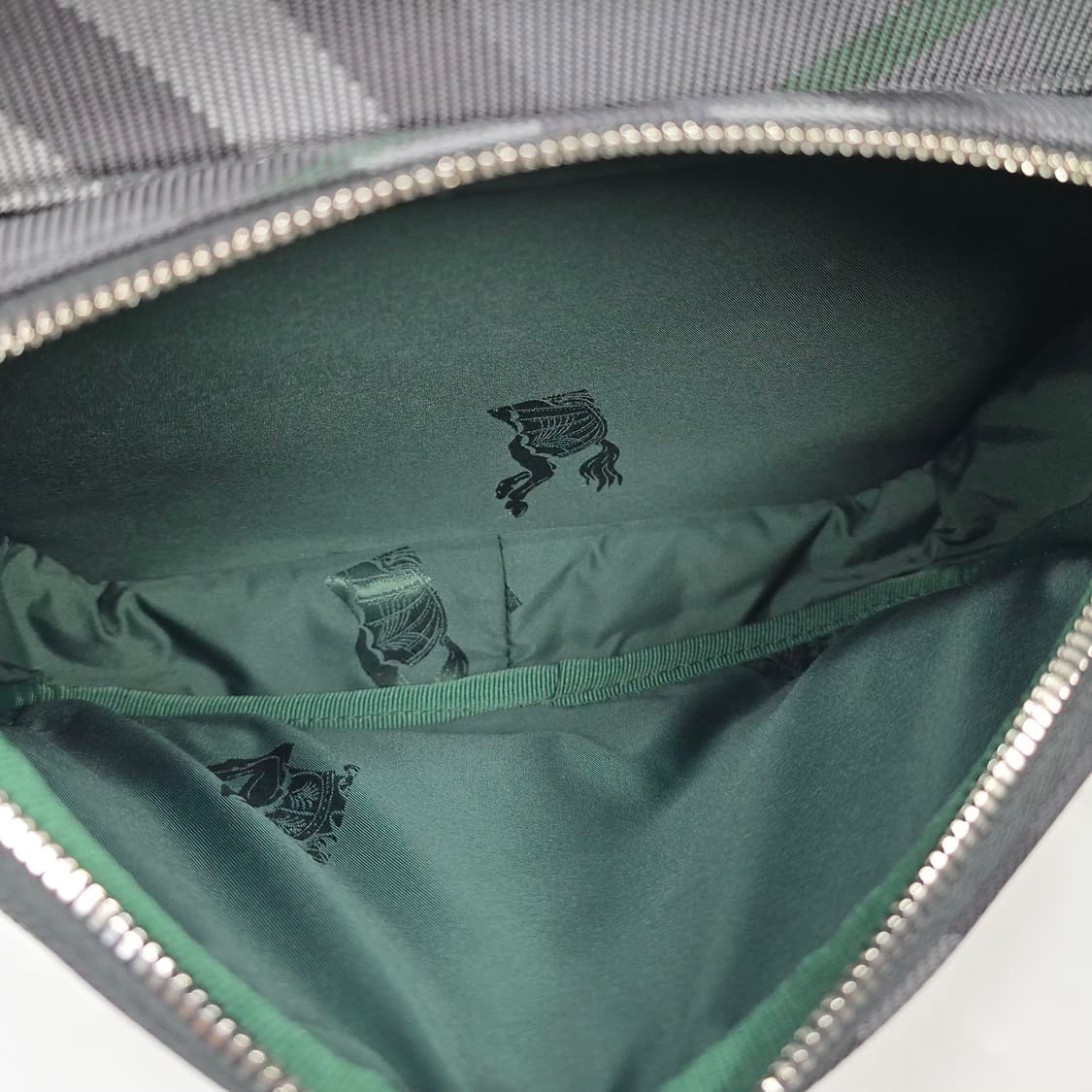 버버리 헤리티지 체크 백팩  상품이미지9