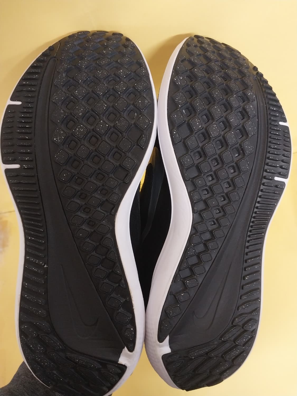 남성 나이키 에어 윈플로9 런닝화, 운동화 (255) 상품이미지9