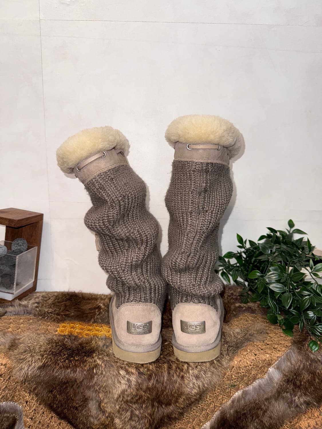 UGG ash beige suede knit long boots 상품이미지4