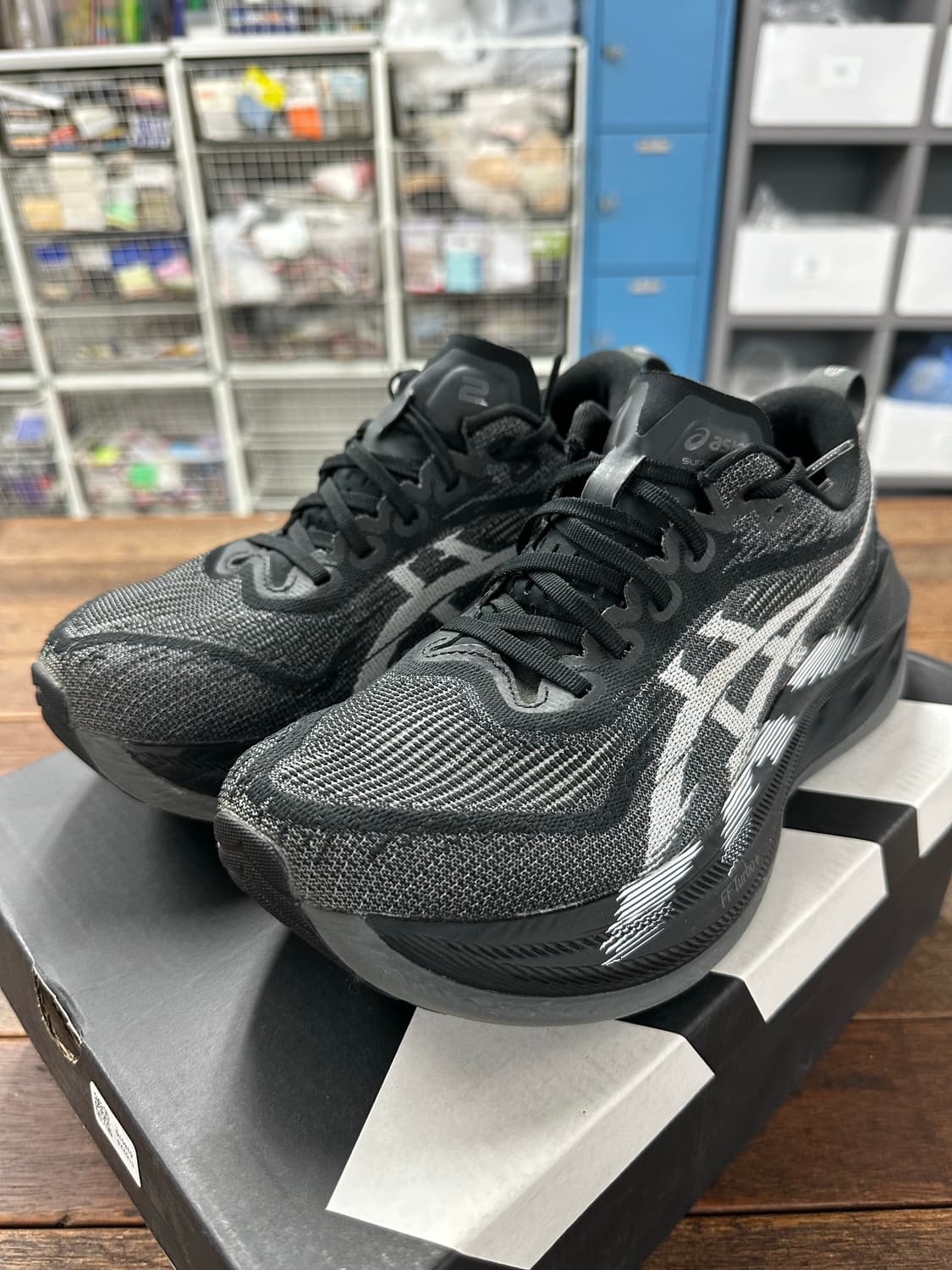 아식스 슈퍼블라스트2 블랙 245 상품이미지4