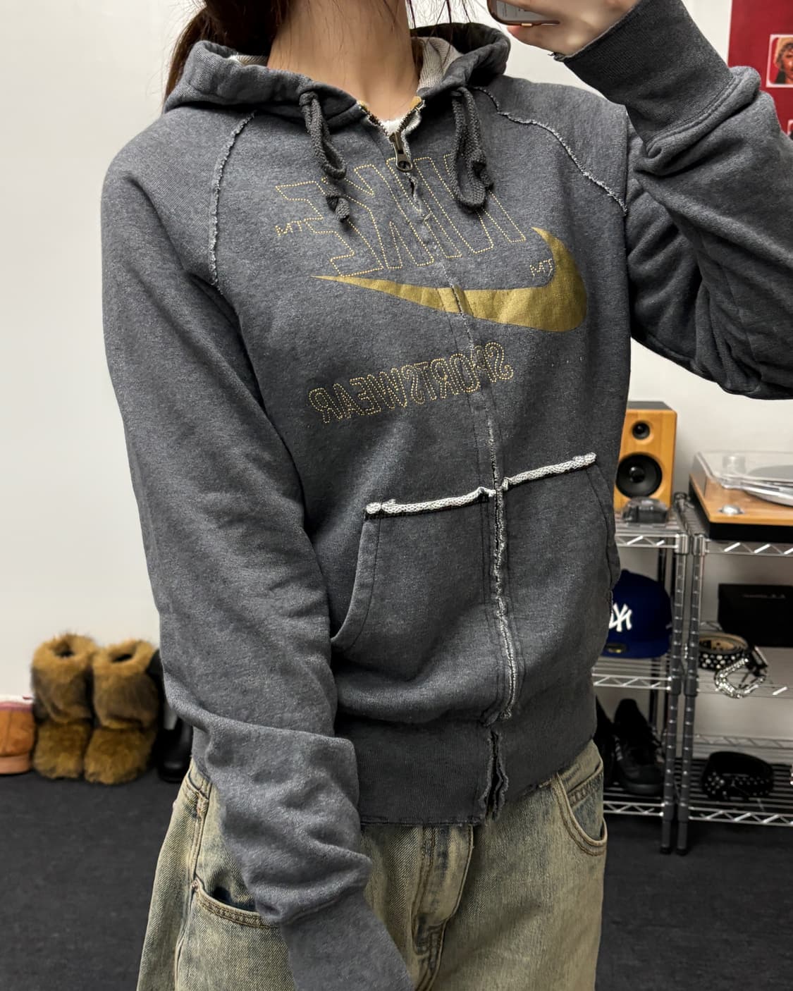 나이키 00s 빅스우시 차콜 후드집업 상품이미지2