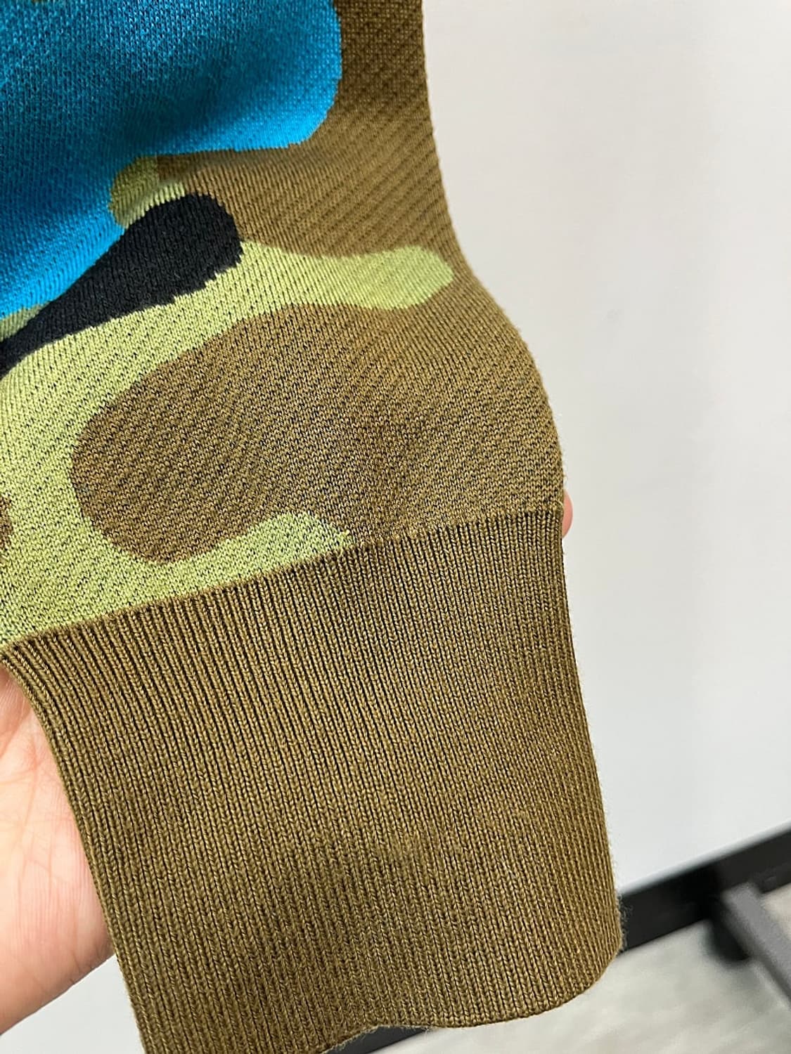 105) 지포어 카모플라쥬 니트  상품이미지8