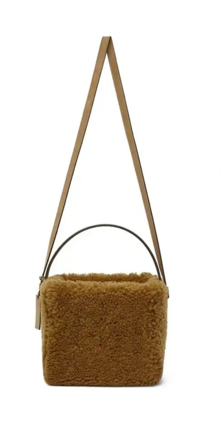 자크뮈스 탠 라 몽타뉴 숄더백 크로스백 페이크퍼백 새상품 상품이미지3