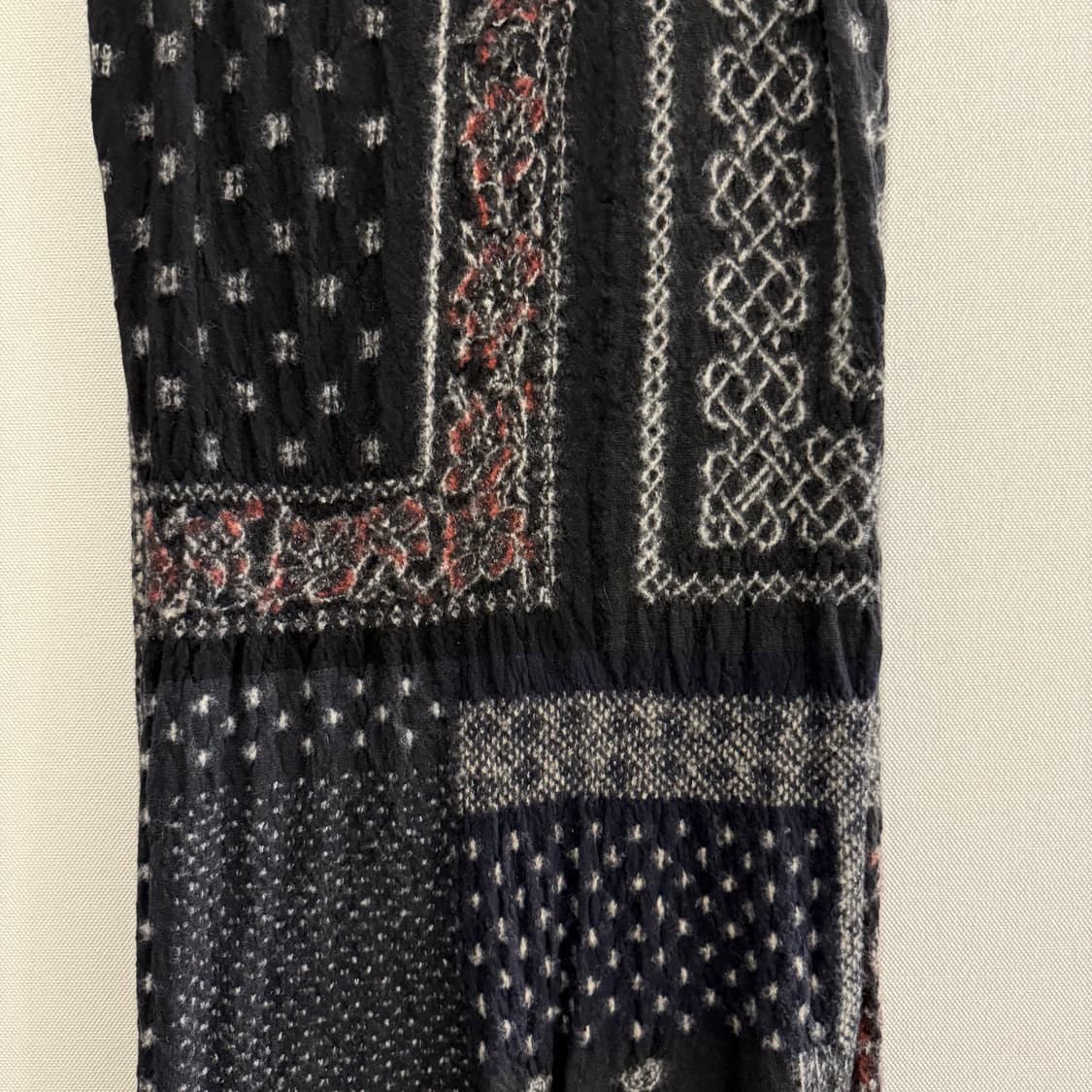 캐피탈 축융울 반다나 패치워크 머플러 블랙 상품이미지4