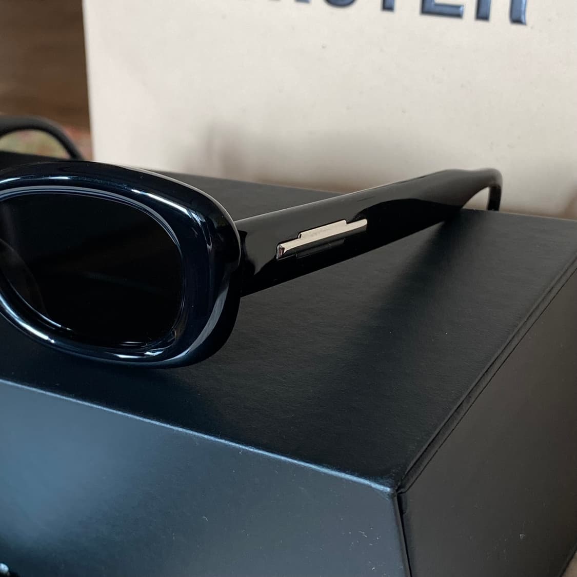 젠틀몬스터 탐부01 블랙 상품이미지3