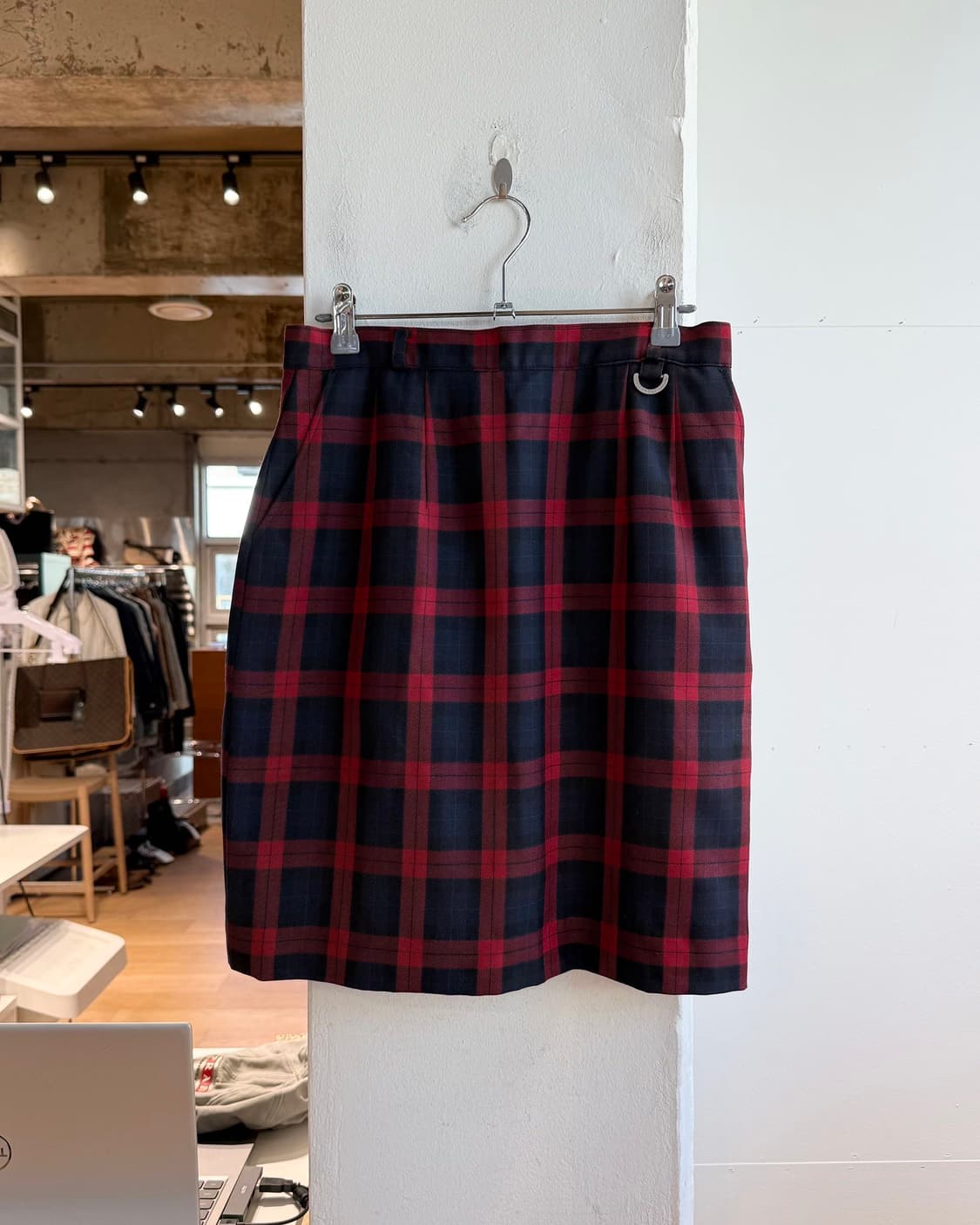 크리스찬 디올 스포츠 레드 체크 미디스커트  상품이미지2