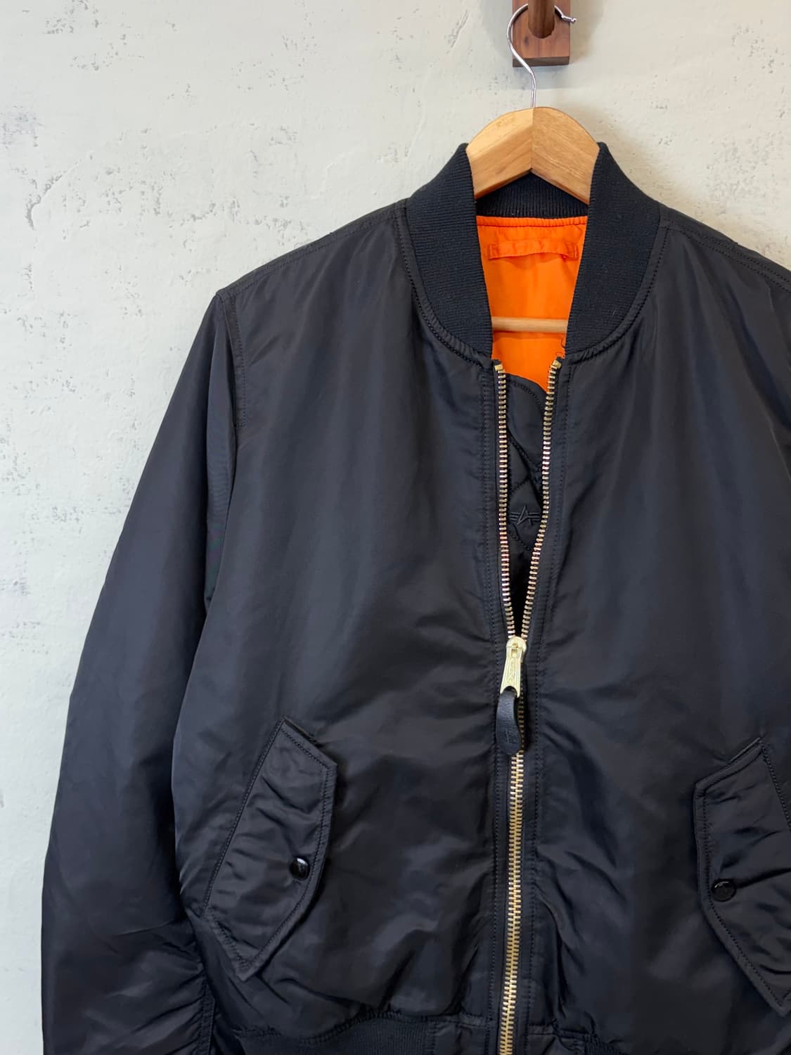 알파인더스트리 MA-1 항공점퍼 블랙 상품이미지6