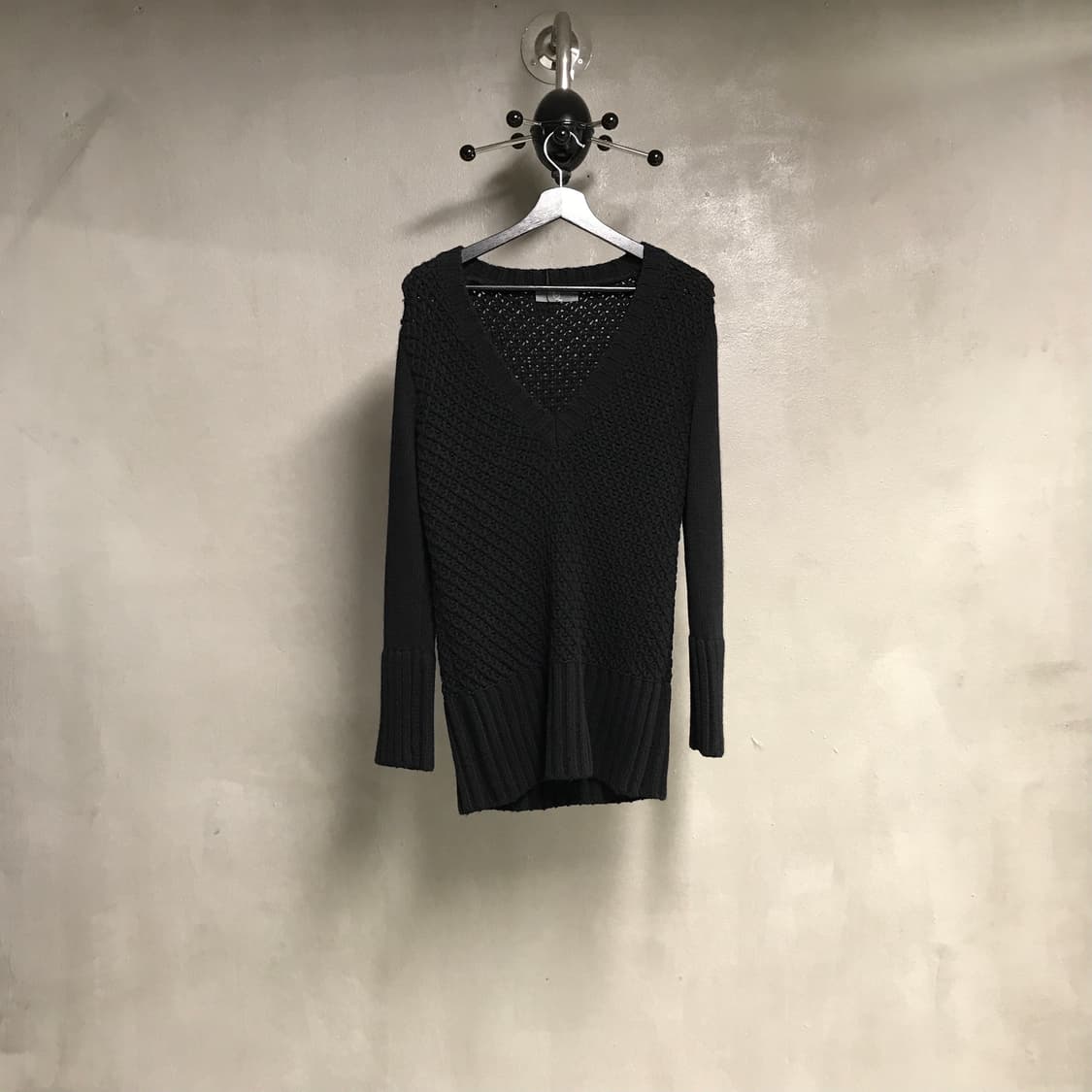 알렉산더 맥퀸 브이넥 니트 블랙 -(W) 상품이미지1