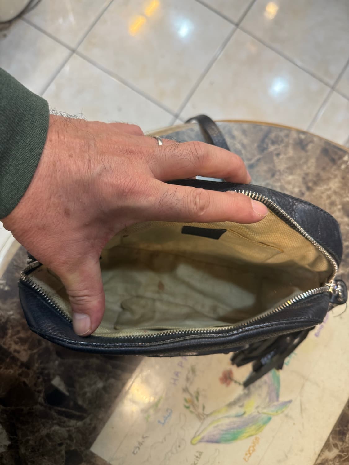 정품 구찌 스터디장식 소호 디스코백 팝니다 상품이미지6