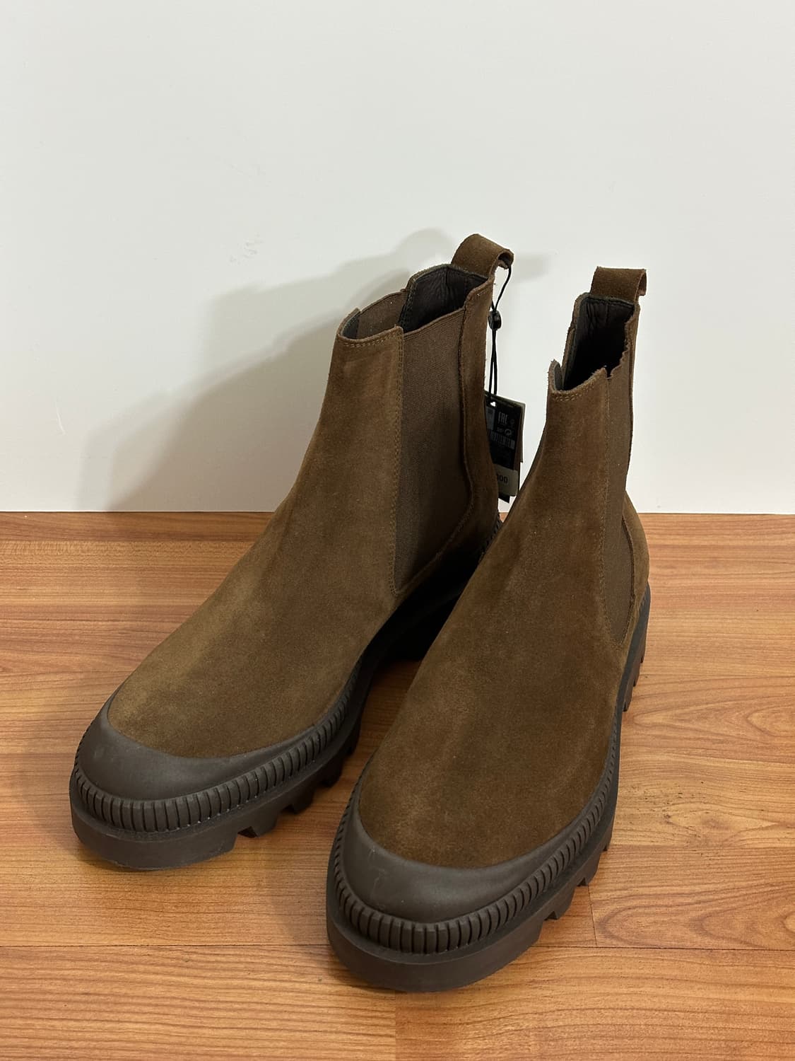 [1회착용] 마시모두띠 스웨이드 소가죽 첼시부츠 다크브라운 EU44 상품이미지1