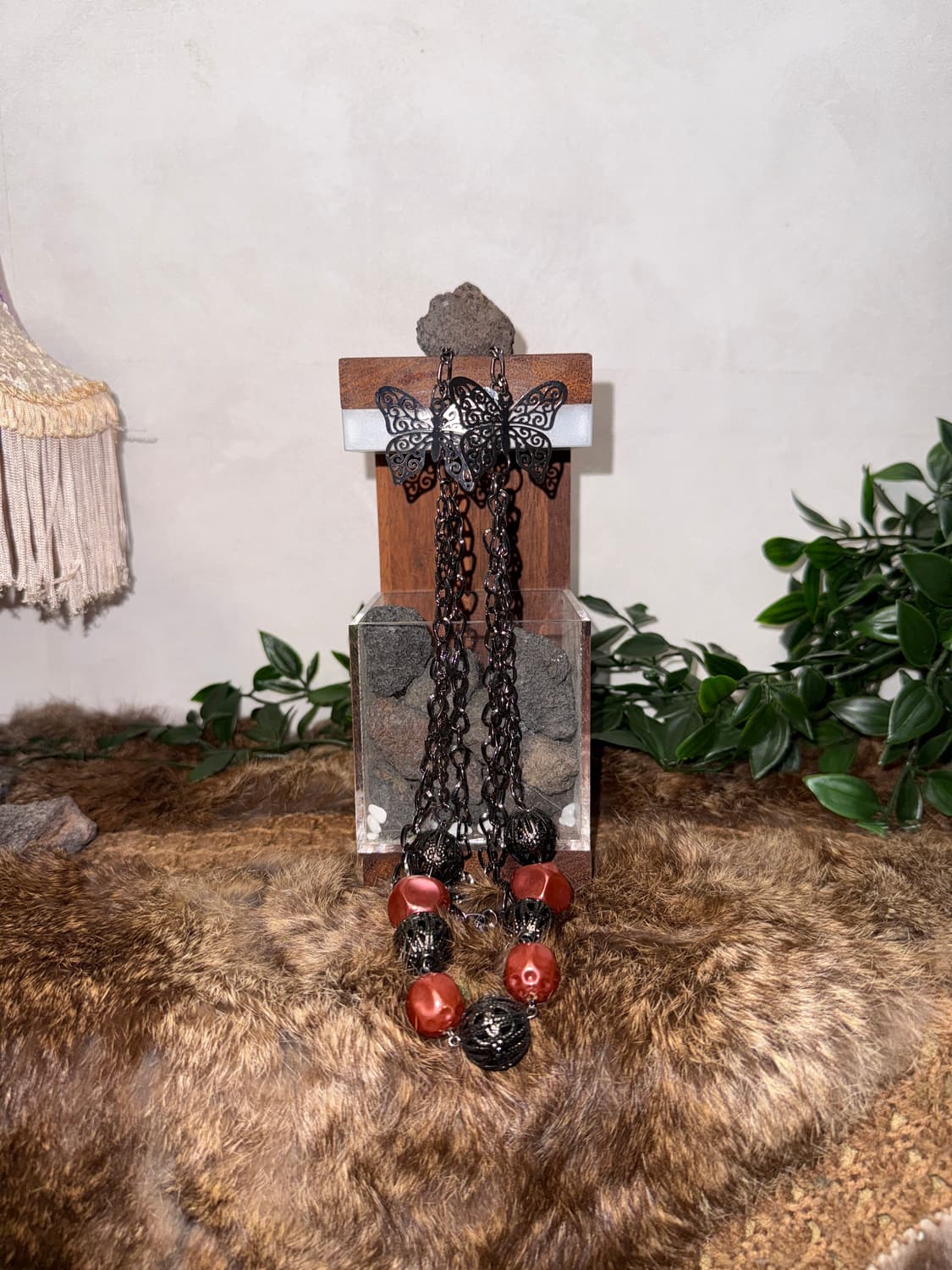 Black red oriental butterfly chain 목걸이 상품이미지1