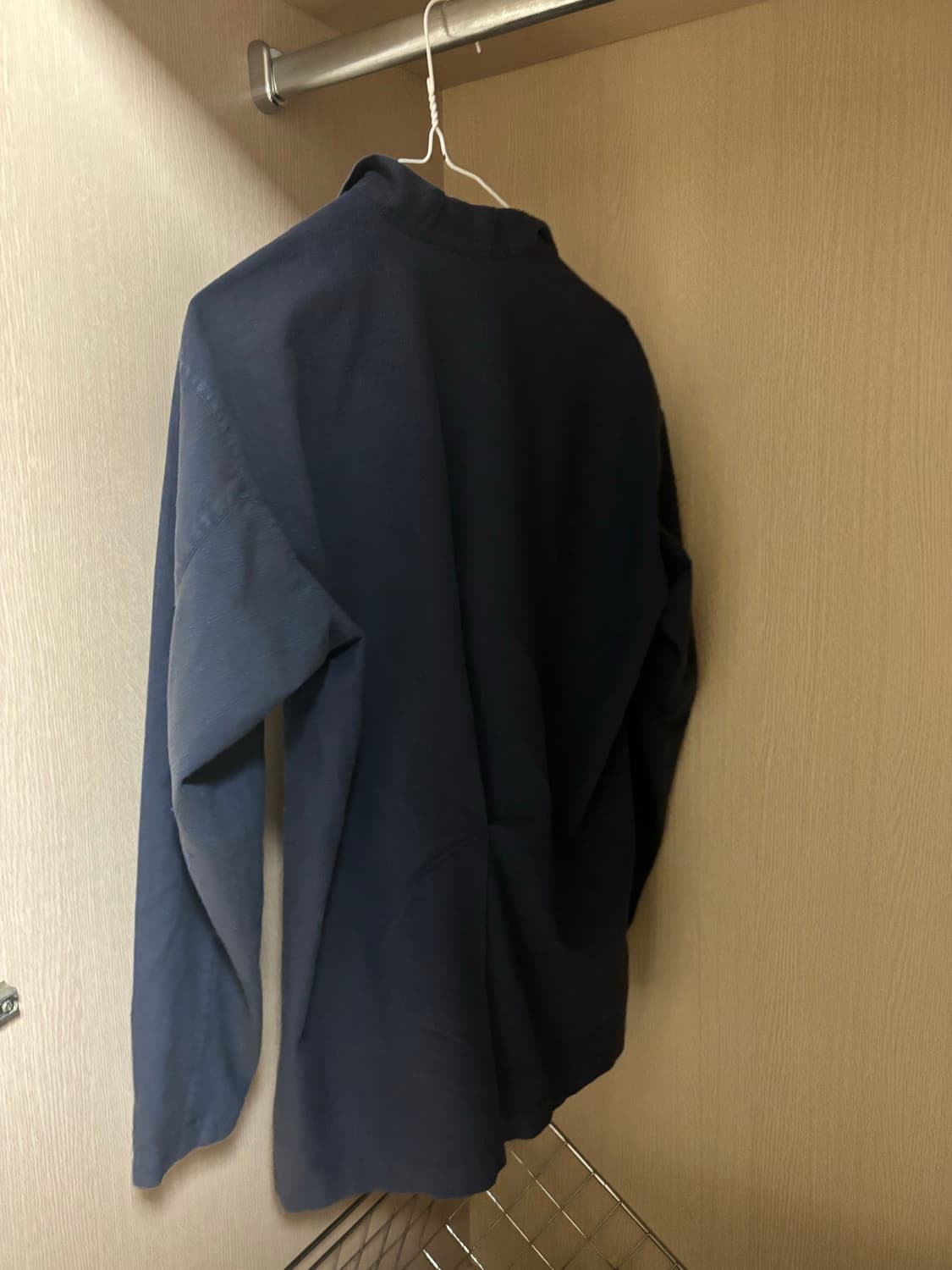 이세이미야케 셔츠 네이비 상품이미지3