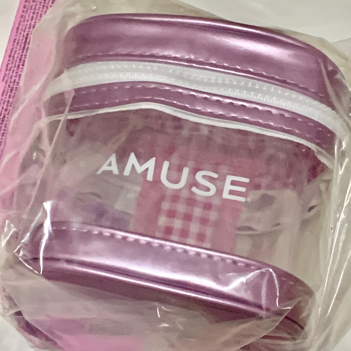 새상품 ) 어뮤즈 립밤 립앤치크 리무버 글로스파우치 상품이미지3