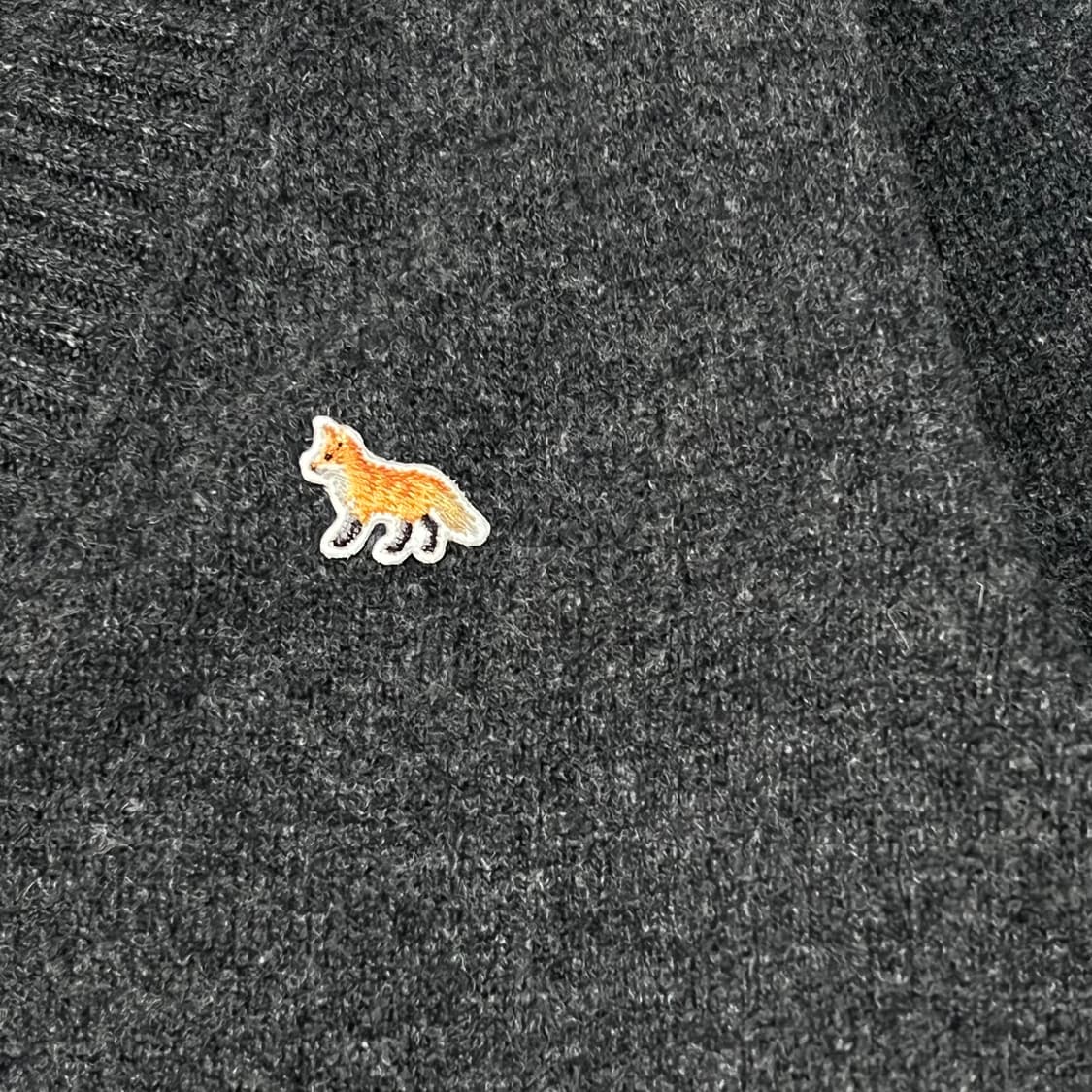  메종키츠네 폭스 로고 가디건 y15563 상품이미지4