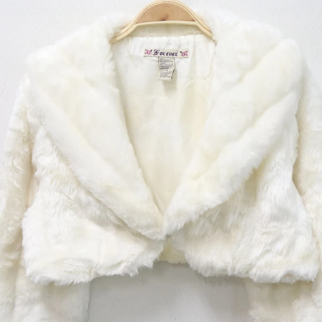 FOREVER 라떼갸루 페이크퍼 크롭 자켓 63107 상품이미지3