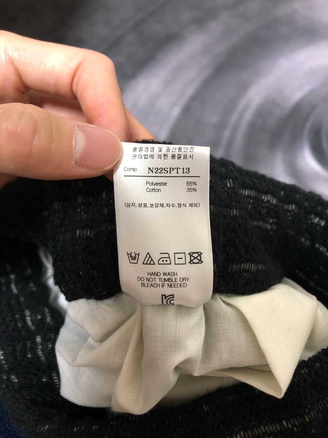 Noirer One-tuck Lace Wide Slacks 상품이미지8