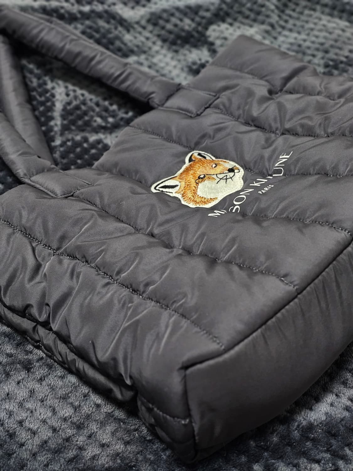 (새상품) 메종 키츠네 × 라네즈 리버시블 패딩 토트백 상품이미지1