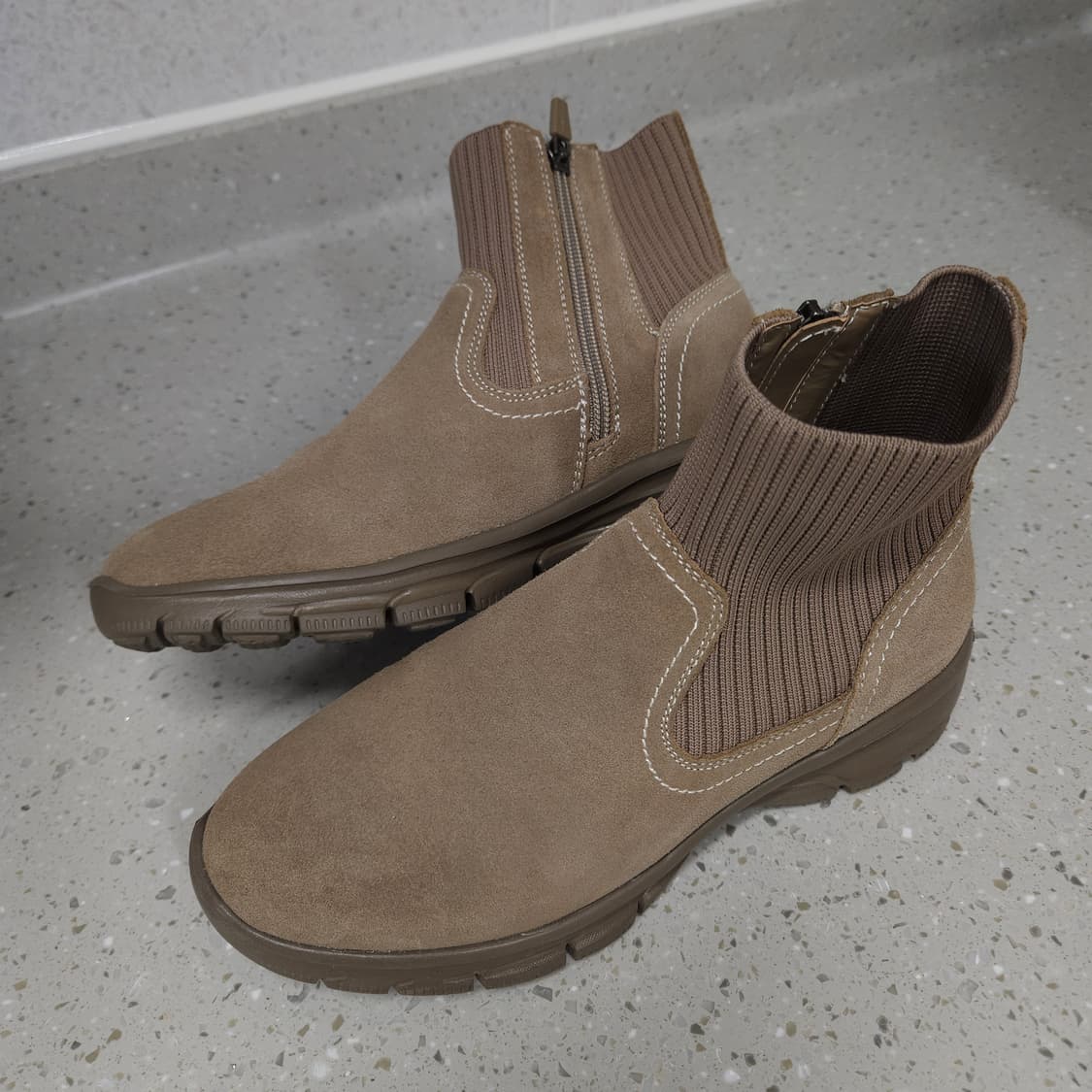 245 ) 탠디 여성 스웨이드 앵클부츠 베이지 상품이미지3