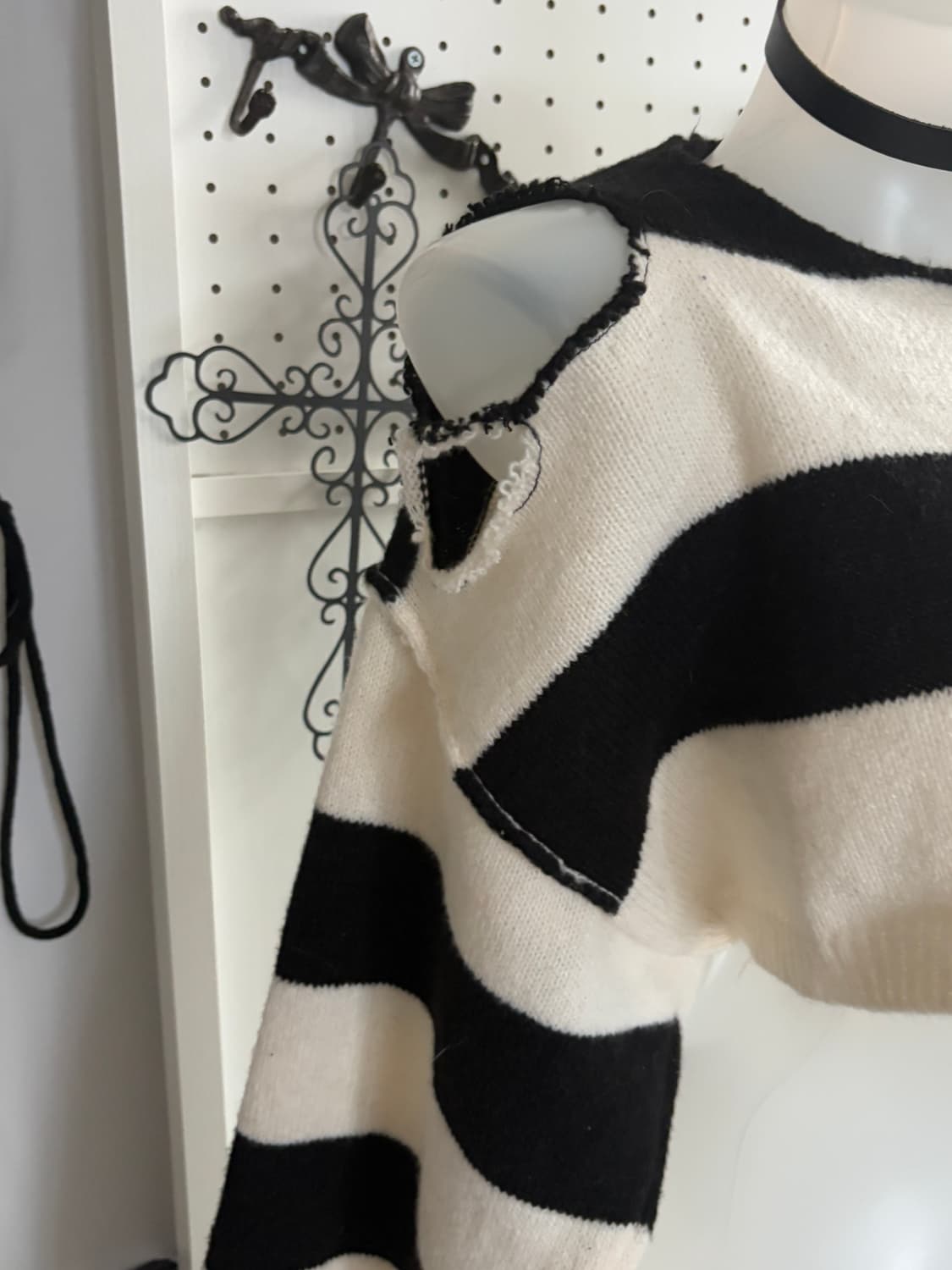 • striped cross-patch cropped knitwear 상품이미지4