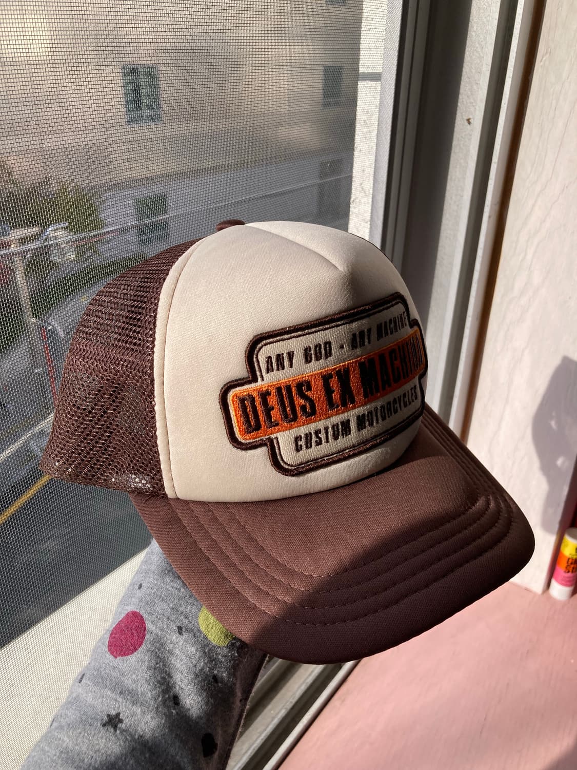 데우스 엑스 마키나 Deus Ex Maxhina 브라운 배색 메쉬 볼캡 상품이미지2